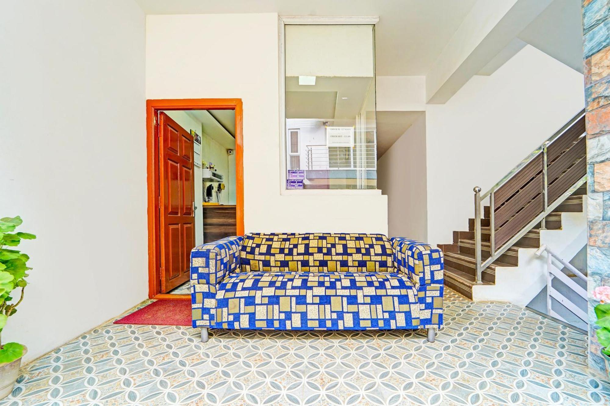 Hotel O Vijaynagar Road Formerly Anmol Peace Stay Udagamandalam Exterior foto