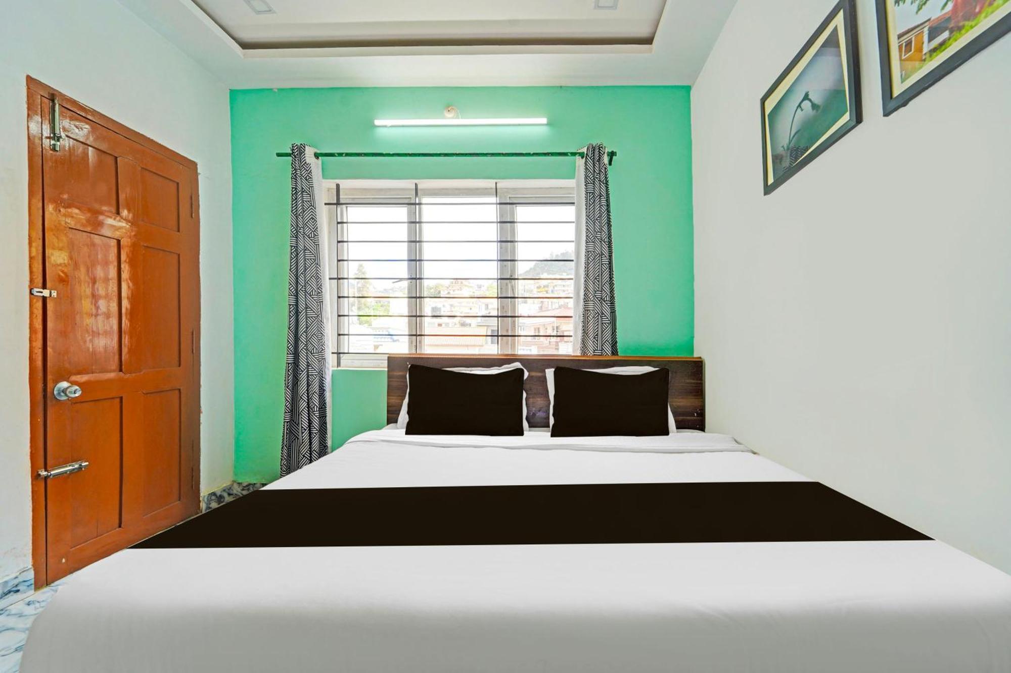 Hotel O Vijaynagar Road Formerly Anmol Peace Stay Udagamandalam Exterior foto